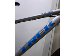 Trek Marlin 4 MTB Bike Large Size Extreme Sports Bicycle