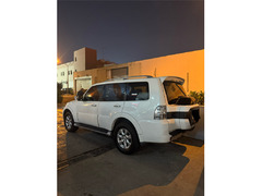 2017 Mitsubishi Pajero