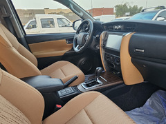 TOYOTA FORTUNER 2022 -V4-31000 kms