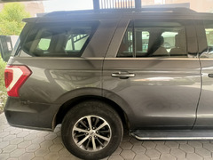 2019 Ford Expedition - Full Option XLT - 10
