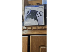 Selling my Playstation 5 Disc edition with acc