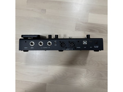 Harley Benton Amp modeling and multi-effects processor for electric guitar