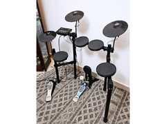 Yamaha E-Drum Set 432K Complete Kit 1 month used only