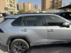 Toyota Rav 4 2024 FWD mid option