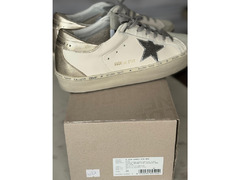 NEW: Golden Goose HI Star Classic with Spur (Women's)