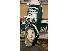 converse - 9 US - new never worn