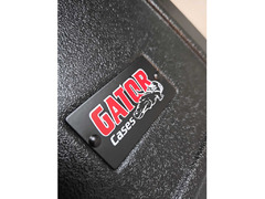 Yamaha RBX A2 Electric Bass Guitar  Maple/Rosewood/ W/ Hardcase Gator