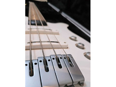 Yamaha RBX A2 Electric Bass Guitar  Maple/Rosewood/ W/ Hardcase Gator