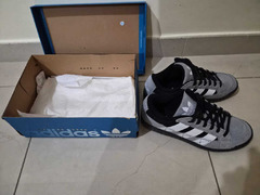 Adidas LWST Grey/Black 10.5