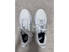 Asics Kayano 32 - White (used) size 11us