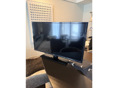 40" Seiki TV