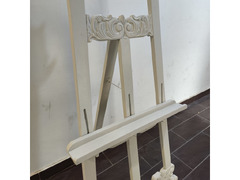 Wooden Easel Stand