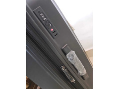 Wenger Swiss 🇨🇭 Luggage New Medium Check In Black