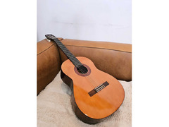 Yamaha CM40 Classical Guitar Full Size