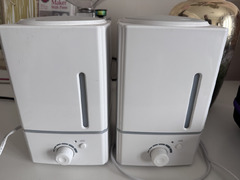 Selling 2 scent diffusers and 52 scents and carry case