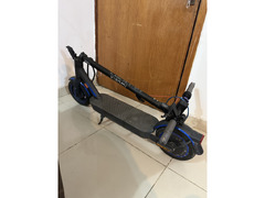 For Sale: Xiaomi Electric Scooter 4 Pro – 2nd Gen (Used 1 Year)