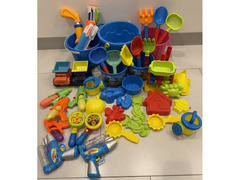 USED BOARD GANES & TOYS