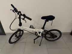 Dahon Launch D8 Folding Bike