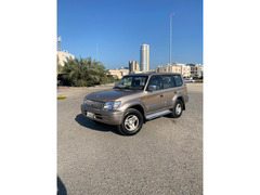 2000 Toyota Prado (Clean)