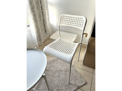 IKEA TABLE+CHAIR+CARPET