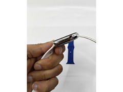 Apple watch series 8