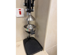 Slow cooker & citrus fruit/pomegranate manual juicer