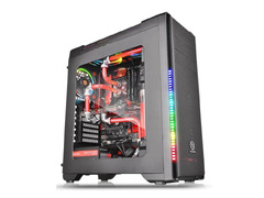 Thermaltake RGB gaming case
