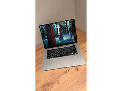 Like New: MacBook Air 15.3" M4 (2025)